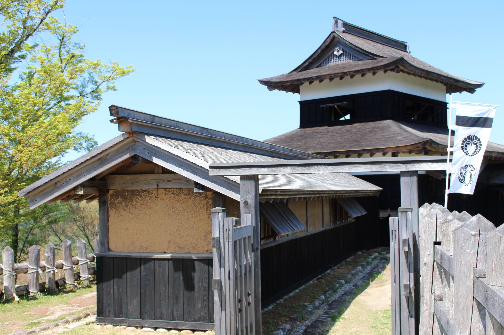 足助城】のアクセスや御城印、復元された高櫓などの見どころを紹介