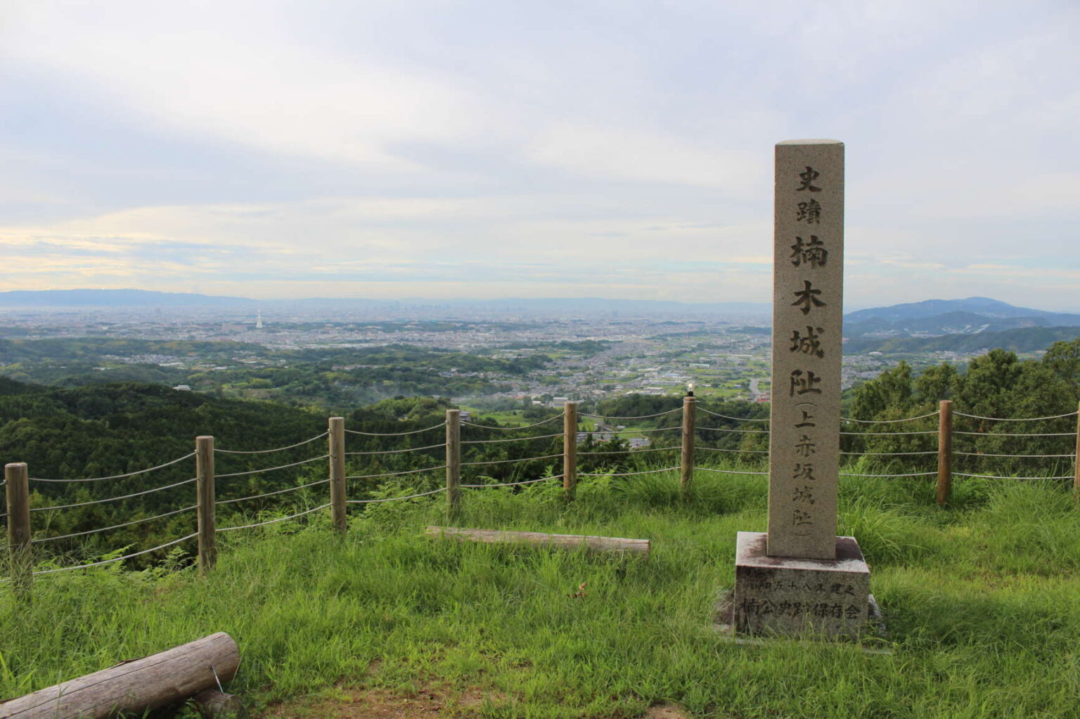 上赤坂城の駐車場やそろばん橋、木戸などの見どころを紹介！ | やっちんのお城ブログ